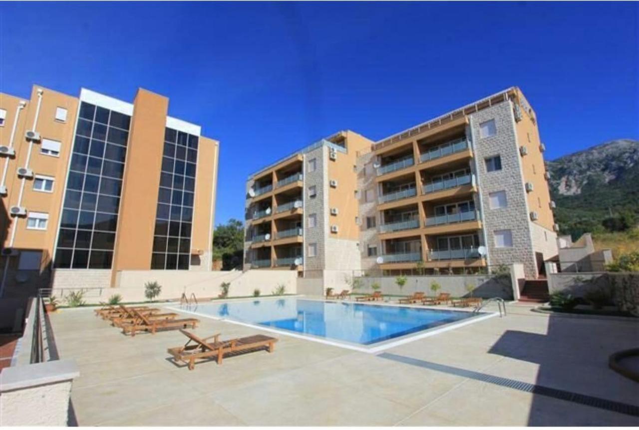 Apartment Two-room In The One Residential Complex Becici (Budva)